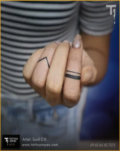 Line Finger Tattoos