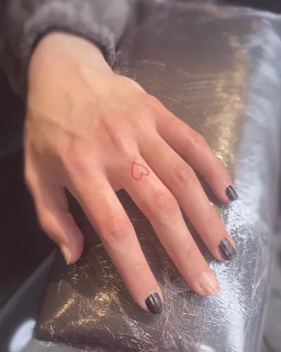 Minimalist Tattoo For Finger