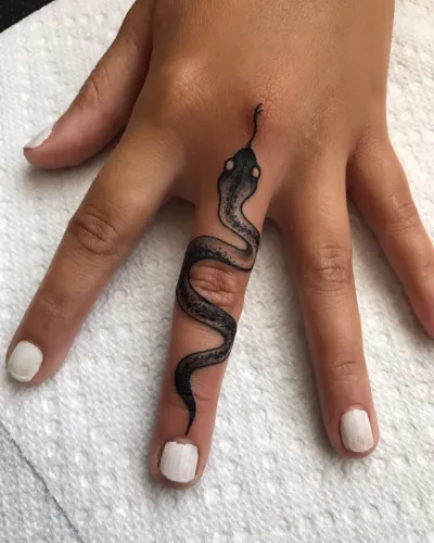 Vicious Snake Tattoos For Fingers
