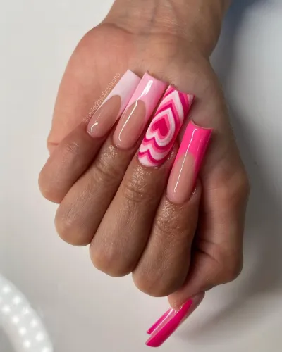 Water Marble Heart Pink Design Nails