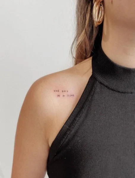Small Shoulder Tattoos For Females