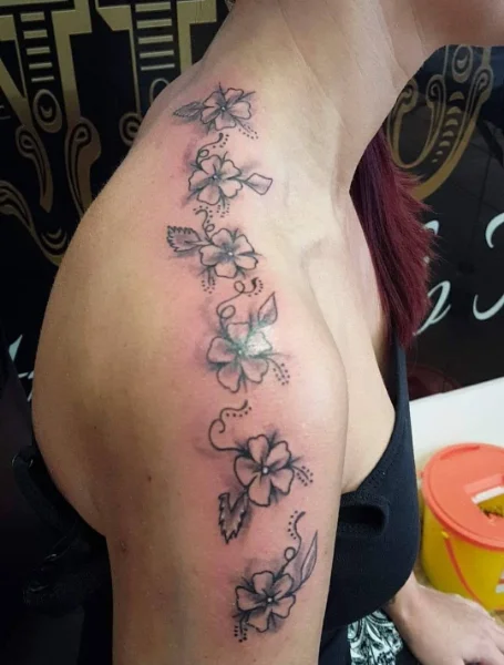 Black & White Floral Shoulder Tattoo For Women